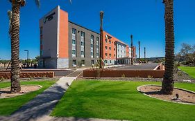 Woodspring Suites Chandler Airport